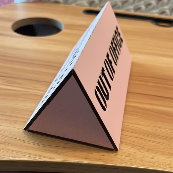 New, Triangular, Office Desk Sign, Lights Up - Picture 3 of 8